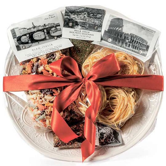 Набор подарочный (керамическое блюдо, тальятелле яичные, приправа песто, паста джильи, приправа пикантиссимо)